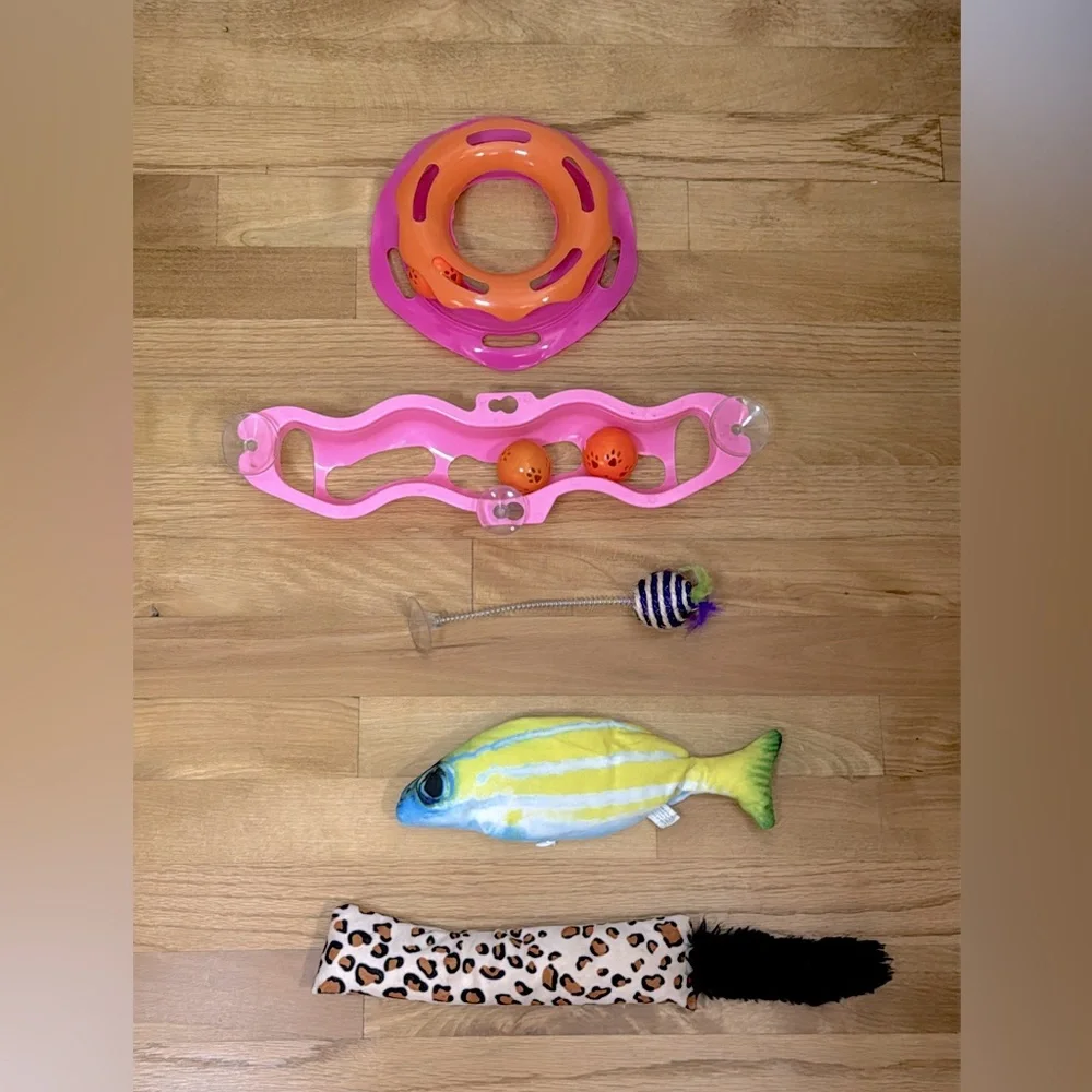 Cat Toy Bundle NWOT